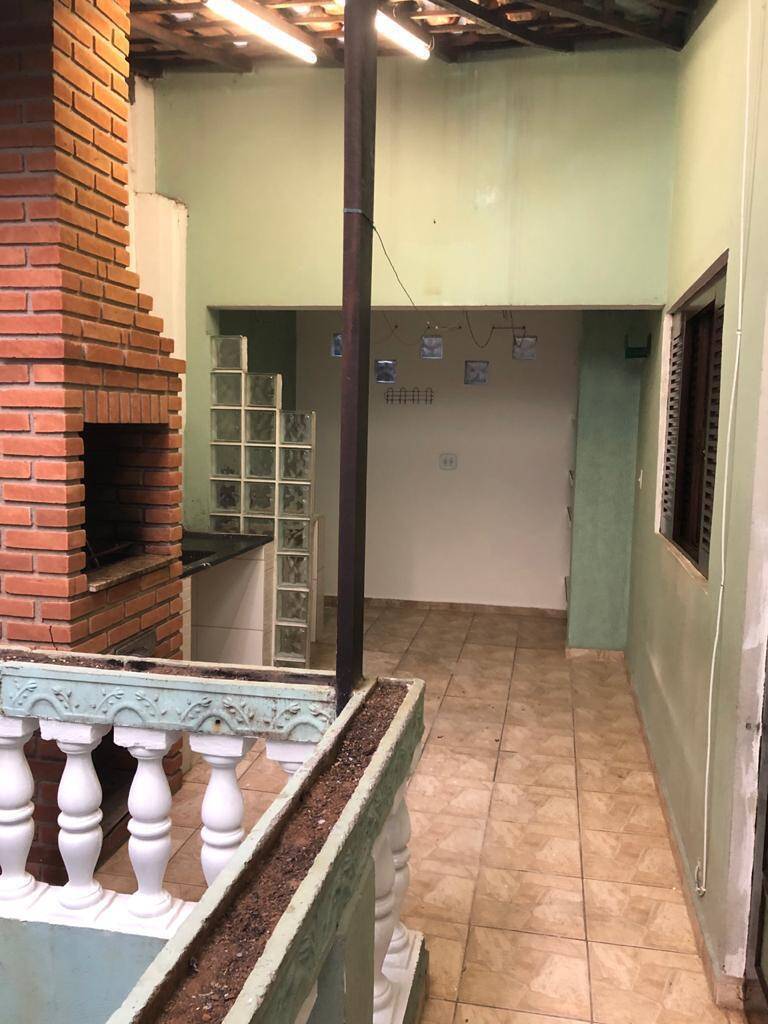 Apartamento para alugar com 2 quartos, 165m² - Foto 9