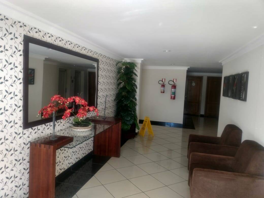 Apartamento à venda com 2 quartos, 64m² - Foto 12