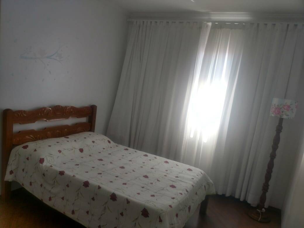 Apartamento à venda com 2 quartos, 64m² - Foto 11