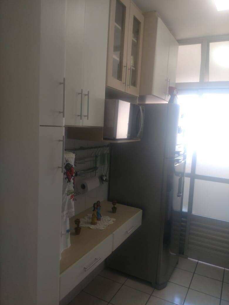 Apartamento à venda com 2 quartos, 64m² - Foto 6