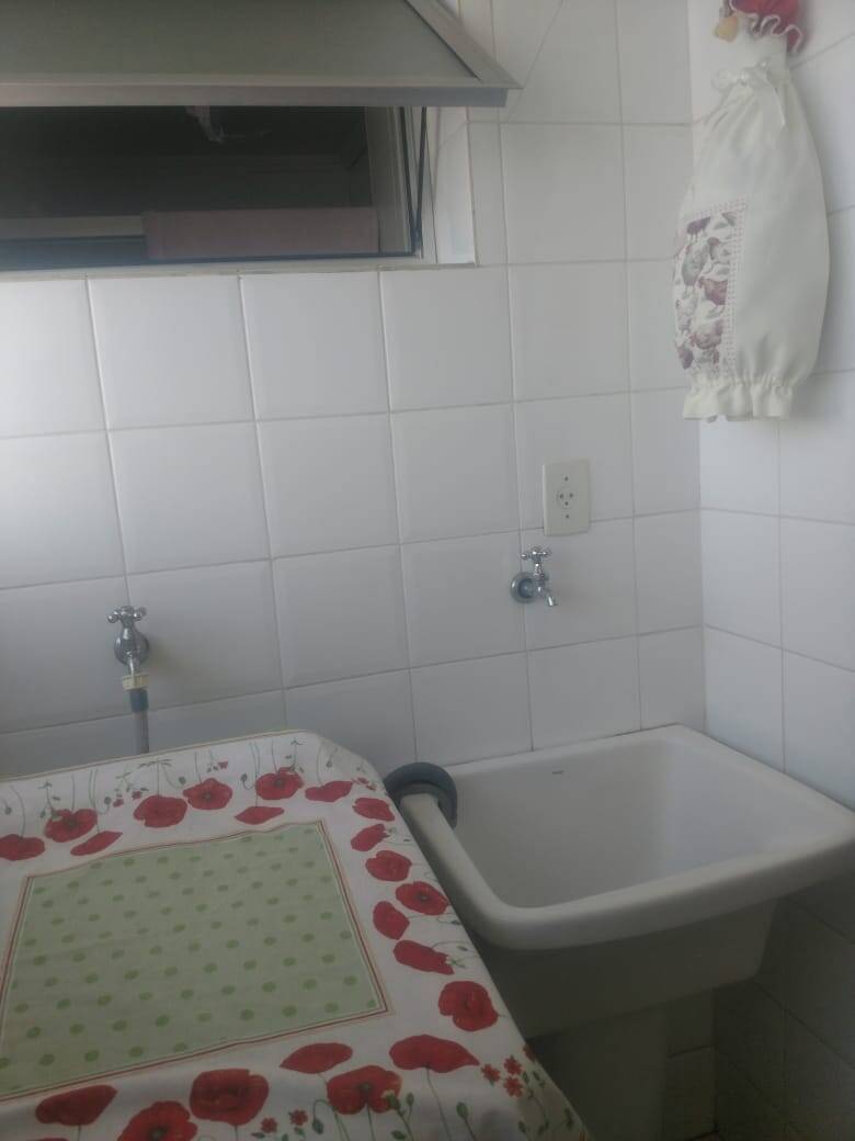 Apartamento à venda com 2 quartos, 64m² - Foto 8