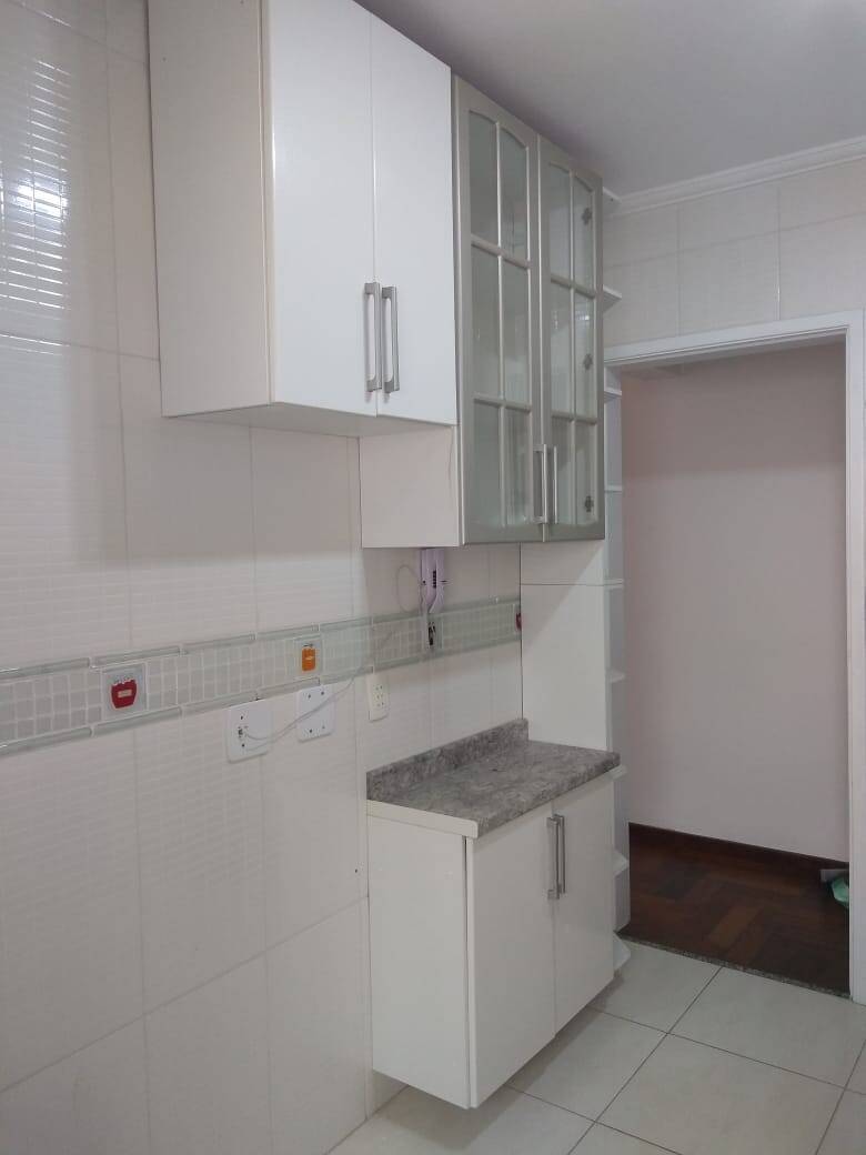 Apartamento à venda com 3 quartos, 85m² - Foto 5