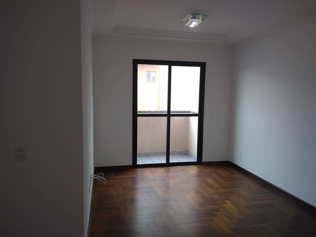 Apartamento à venda com 3 quartos, 85m² - Foto 1