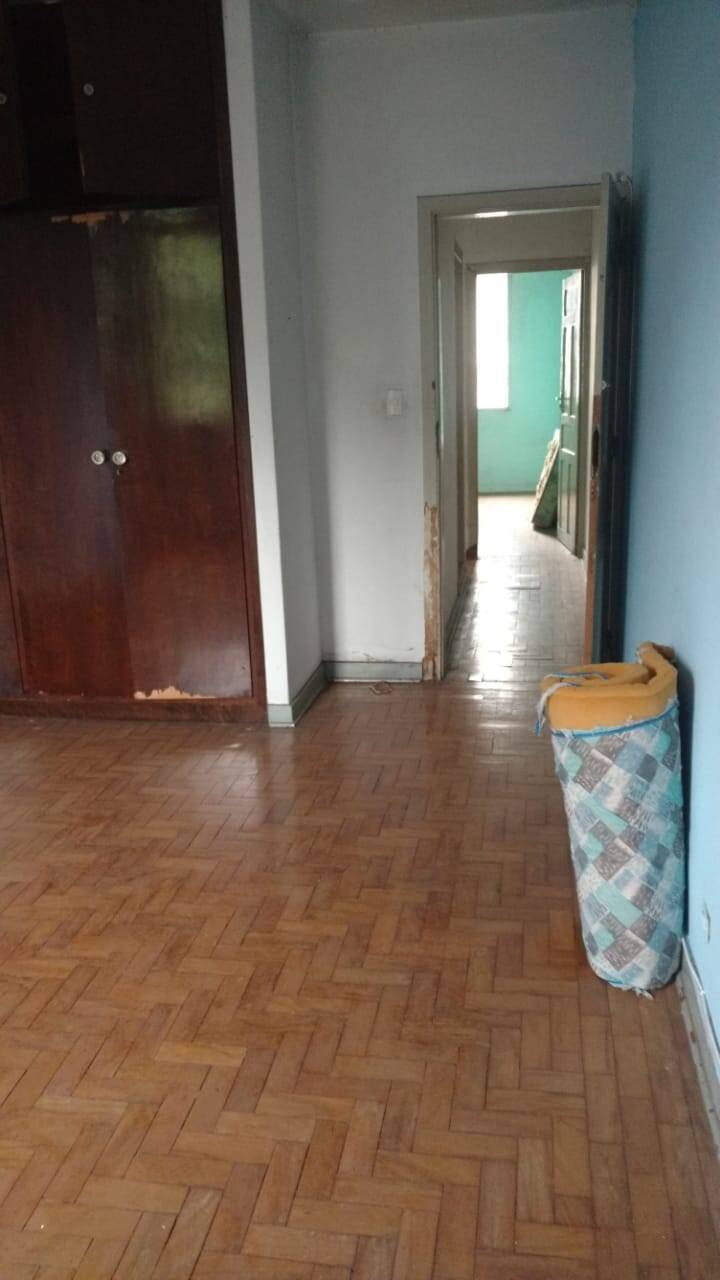 Casa à venda com 3 quartos, 200m² - Foto 10