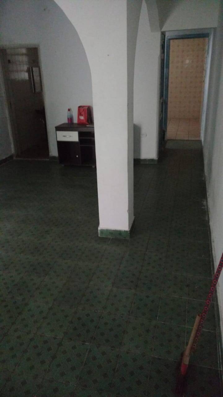 Casa à venda com 3 quartos, 200m² - Foto 3