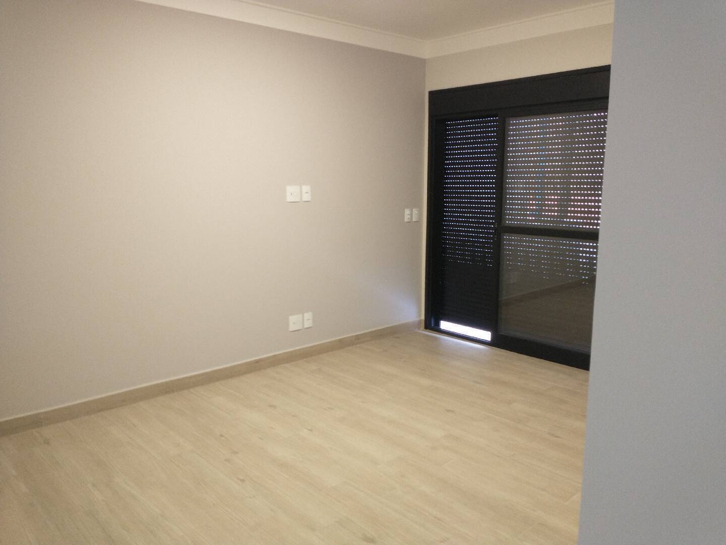 Sobrado à venda com 2 quartos, 200m² - Foto 1