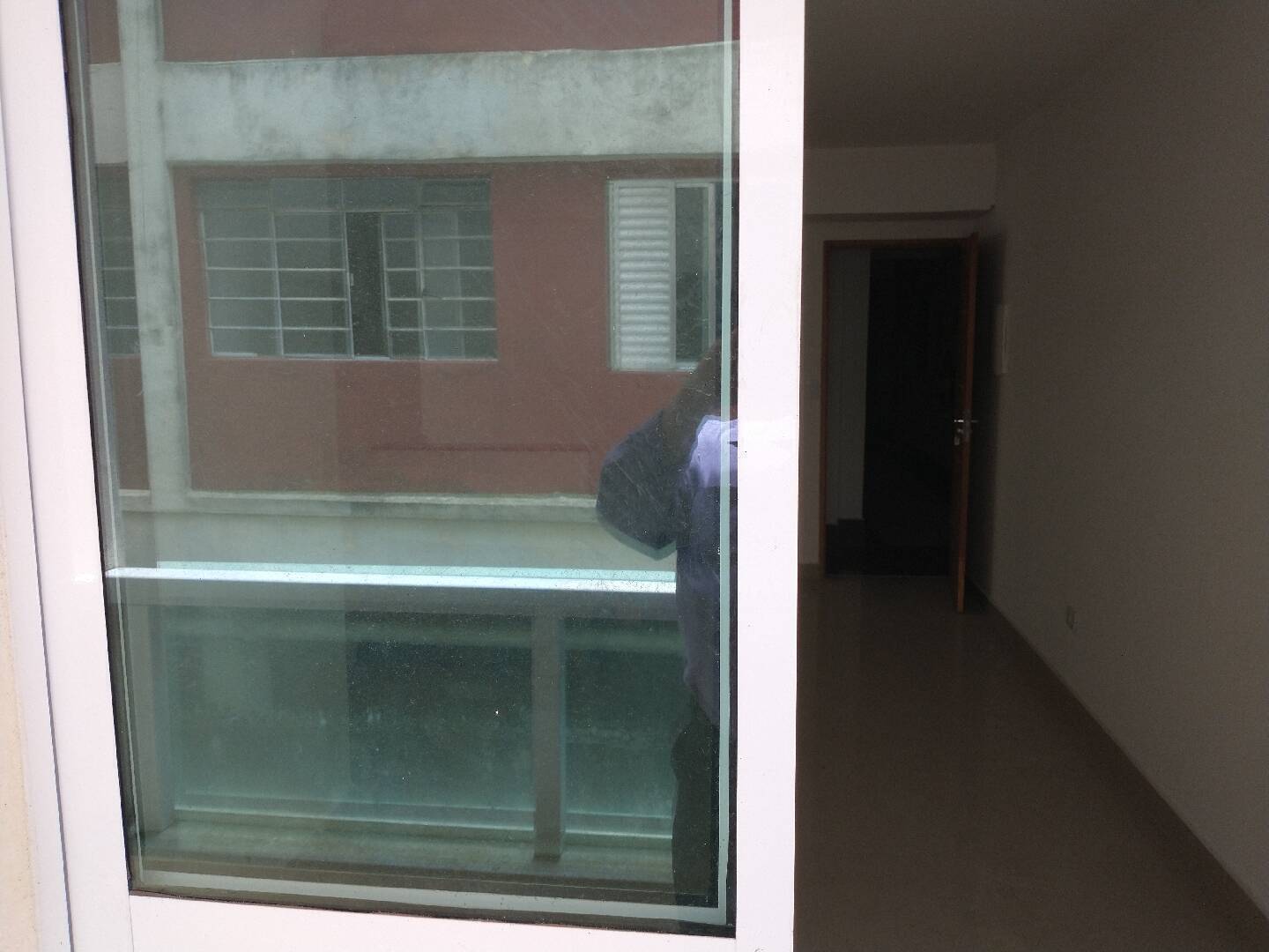 Apartamento à venda com 3 quartos, 100m² - Foto 2