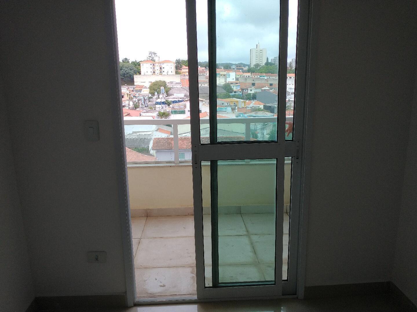 Apartamento à venda com 3 quartos, 125m² - Foto 3