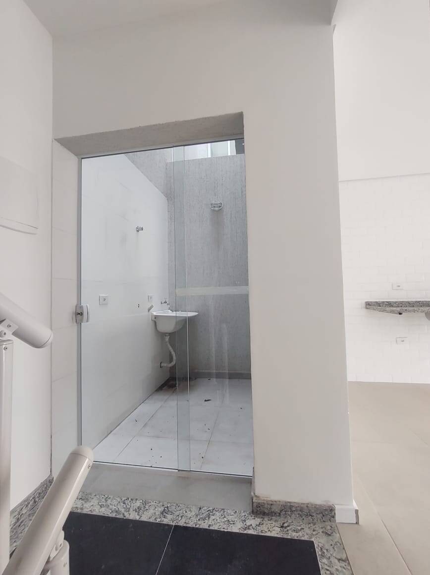 Casa à venda com 2 quartos, 131m² - Foto 12