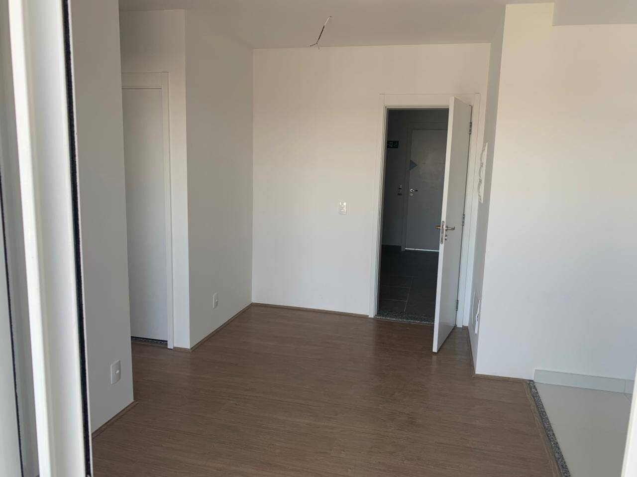 Apartamento à venda com 2 quartos, 56m² - Foto 3