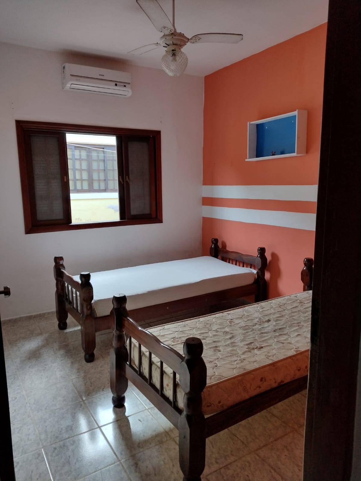 Casa à venda com 3 quartos, 151m² - Foto 8