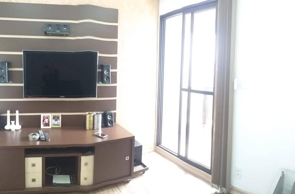 Apartamento à venda com 3 quartos, 84m² - Foto 1