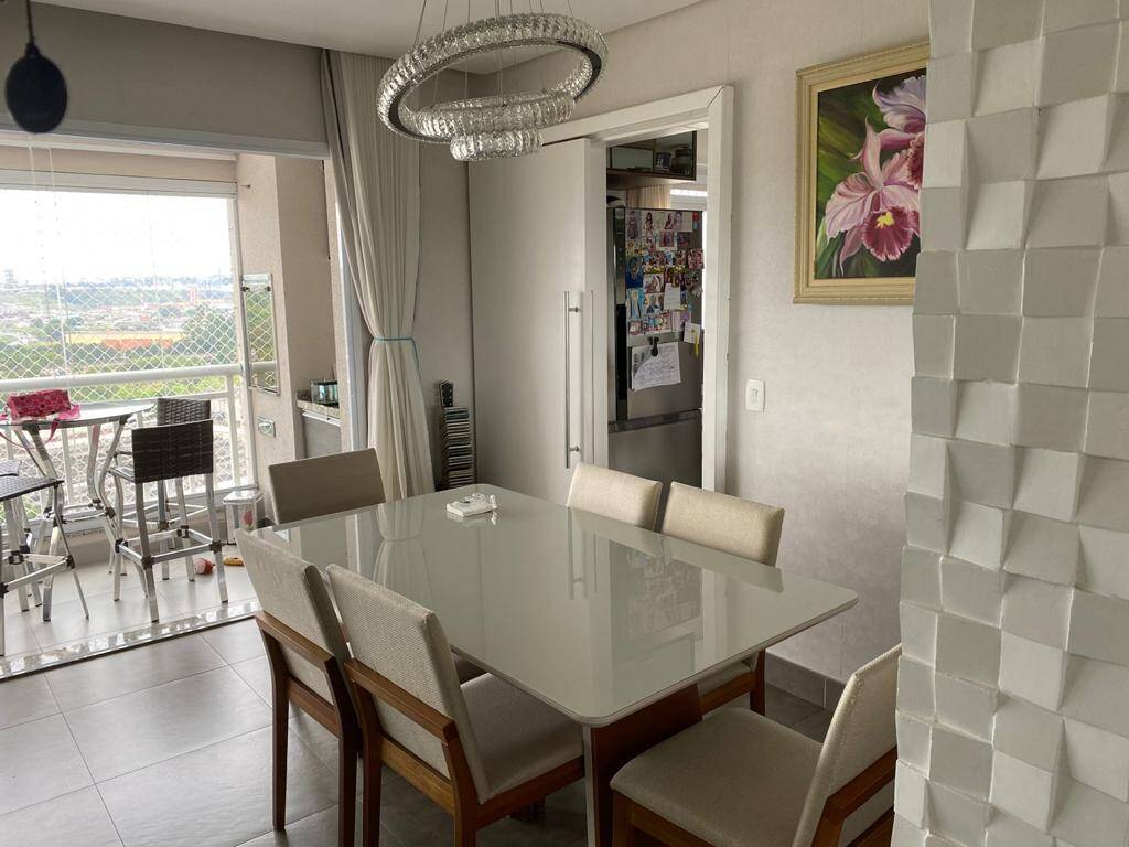 Apartamento à venda com 3 quartos, 107m² - Foto 1