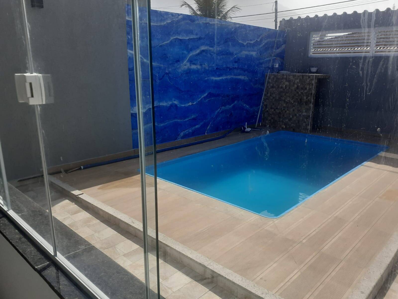 Casa à venda com 3 quartos, 250m² - Foto 2