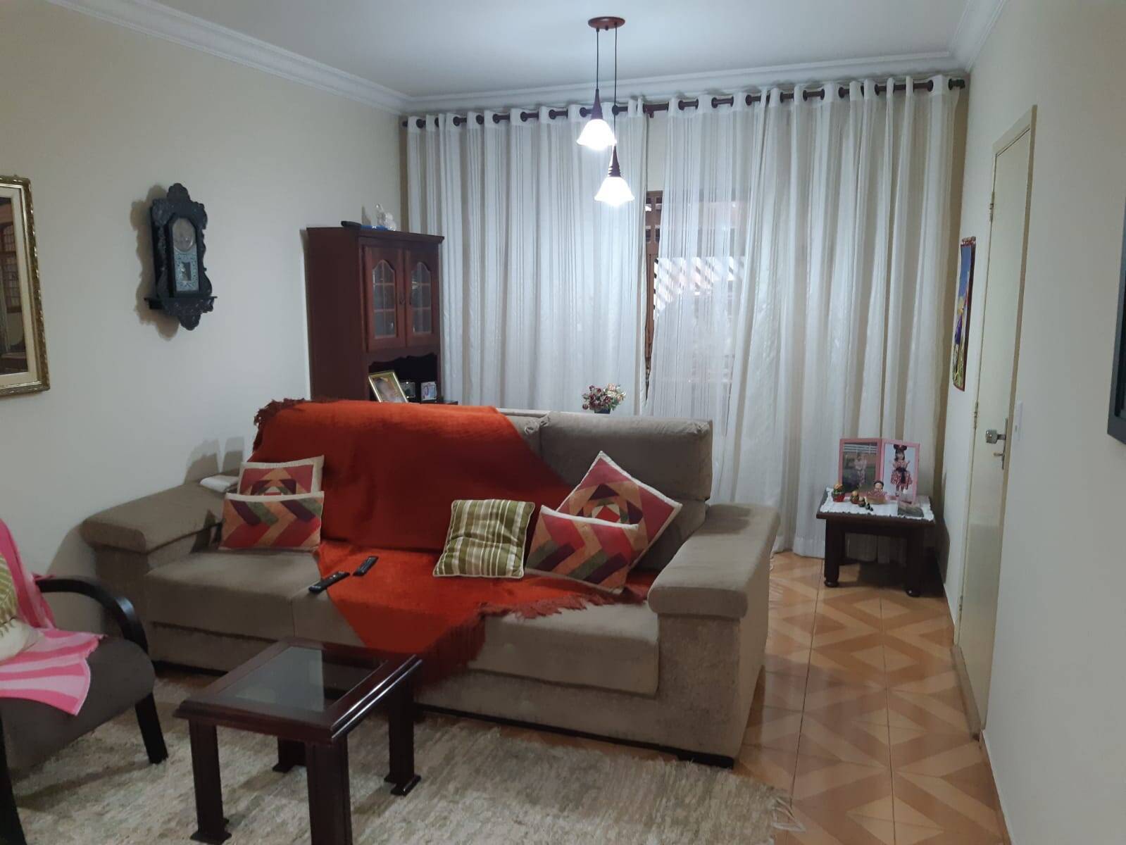 Sobrado à venda com 3 quartos, 232m² - Foto 2