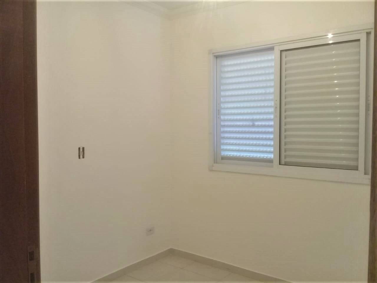 Apartamento à venda com 3 quartos, 85m² - Foto 4