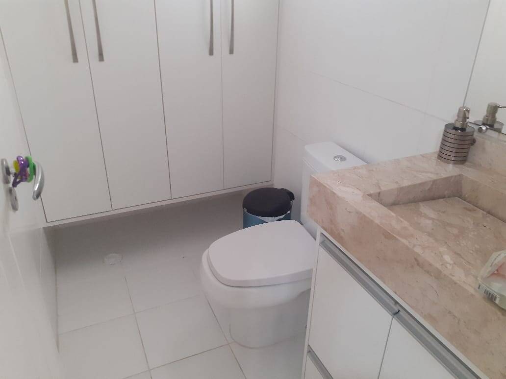 Sobrado à venda com 3 quartos, 230m² - Foto 11