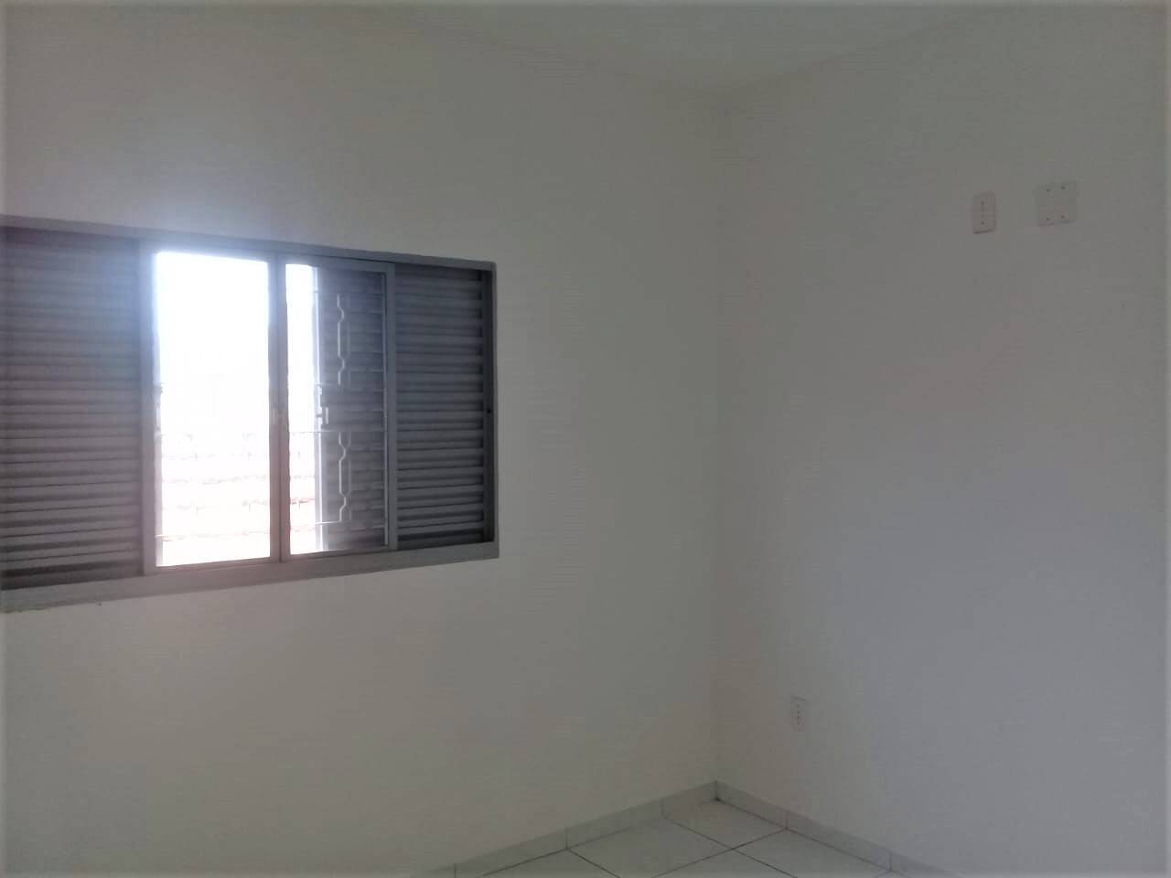 Casa à venda com 4 quartos, 331m² - Foto 18