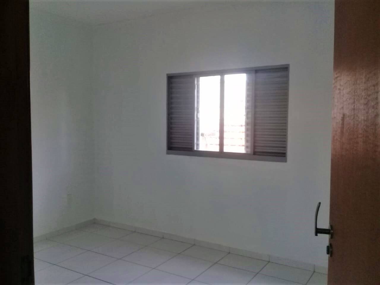 Casa à venda com 4 quartos, 331m² - Foto 11