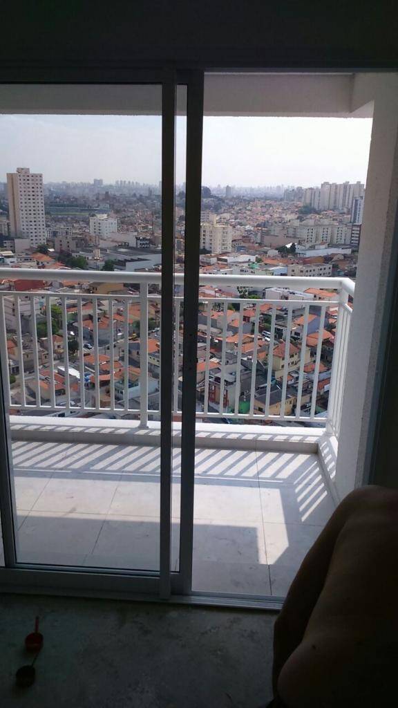 Apartamento à venda com 2 quartos, 63m² - Foto 2