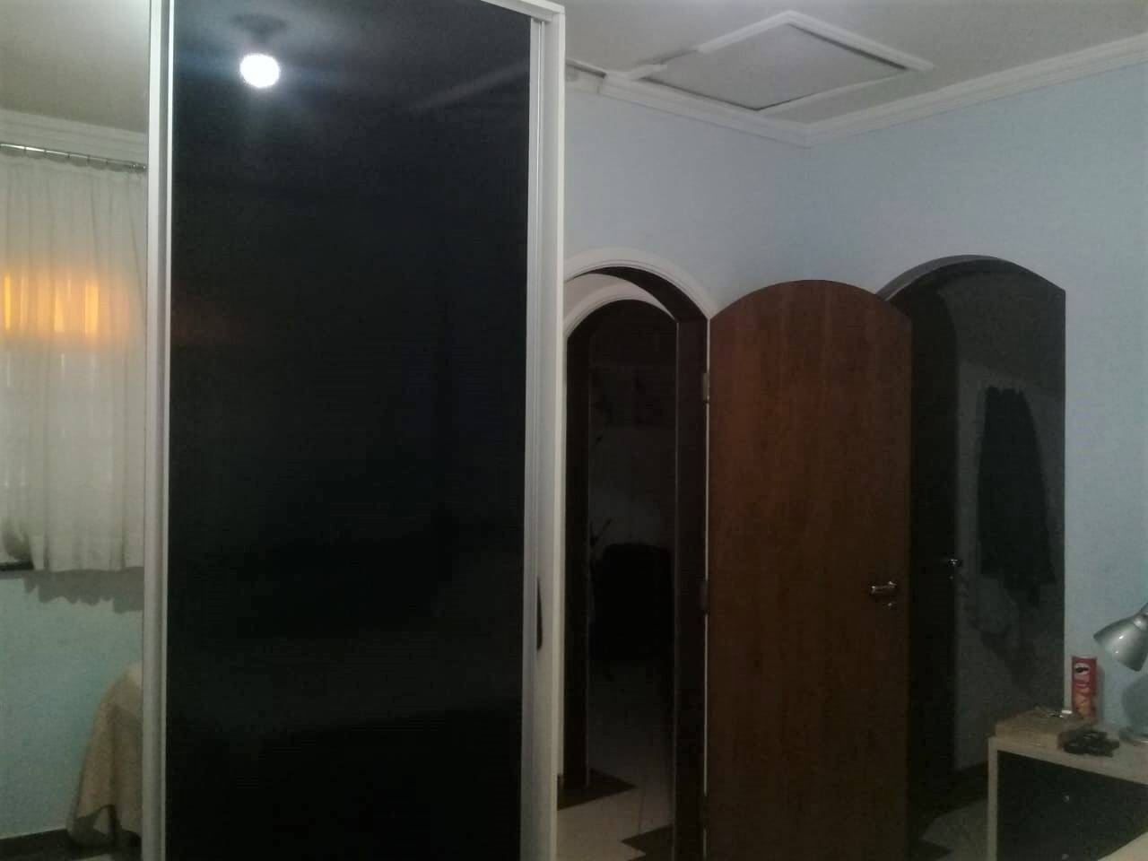 Sobrado à venda com 4 quartos, 250m² - Foto 3