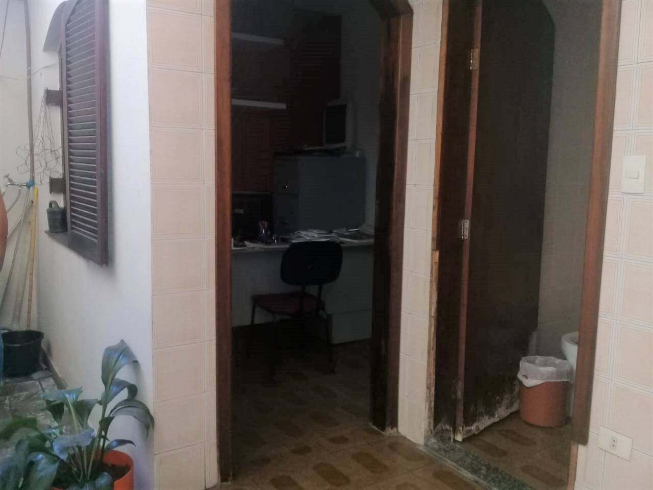 Sobrado à venda com 4 quartos, 250m² - Foto 27