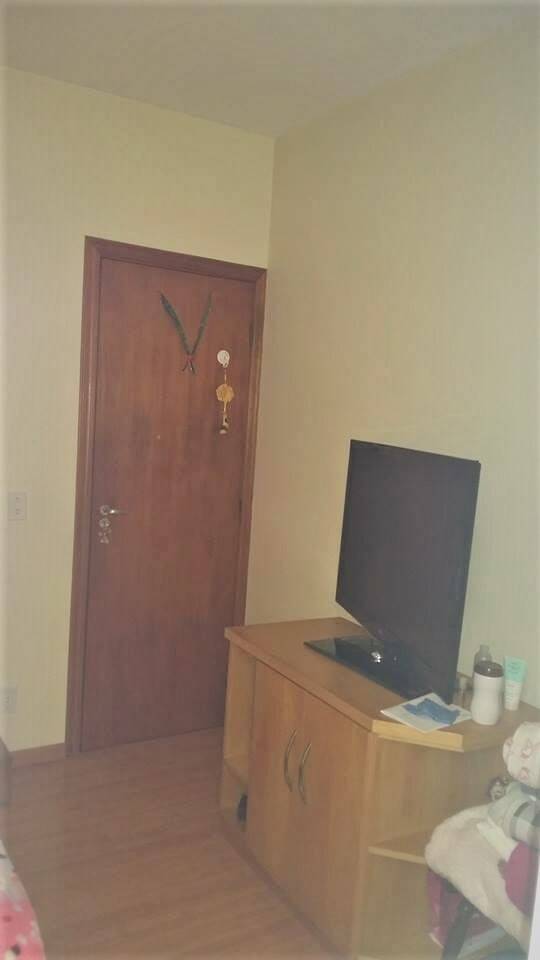 Apartamento à venda com 2 quartos, 78m² - Foto 2