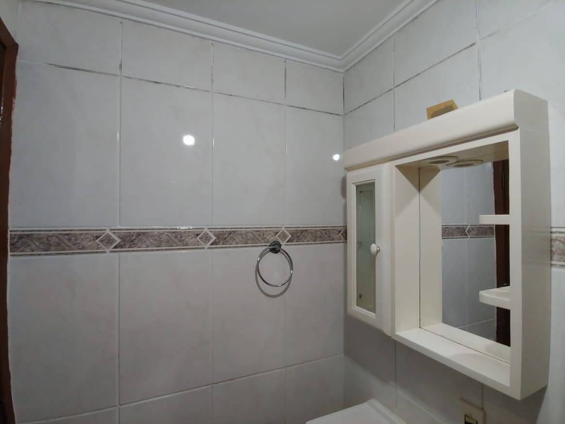 Apartamento à venda com 2 quartos, 62m² - Foto 11