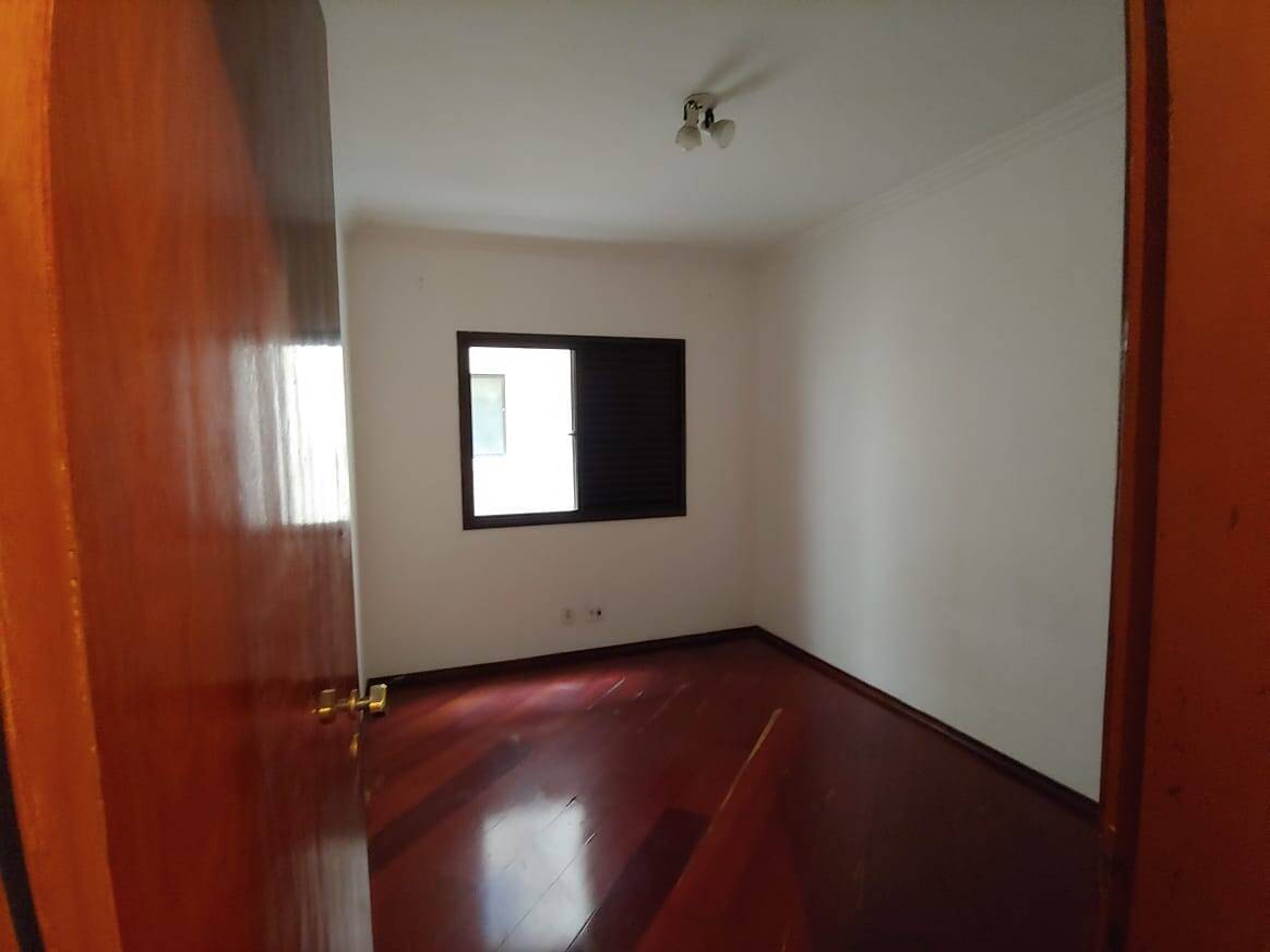 Apartamento à venda com 2 quartos, 62m² - Foto 22