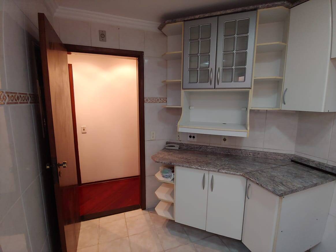 Apartamento à venda com 2 quartos, 62m² - Foto 26