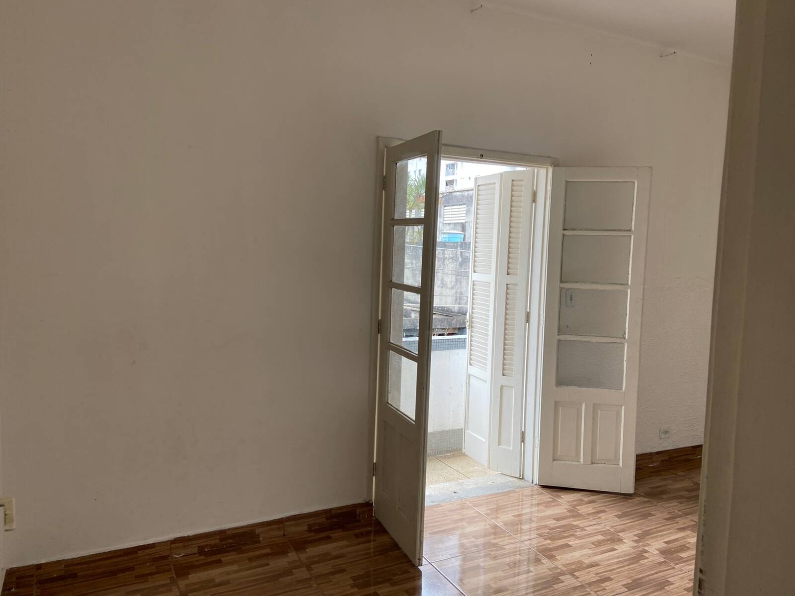 Casa para alugar com 2 quartos, 47m² - Foto 12