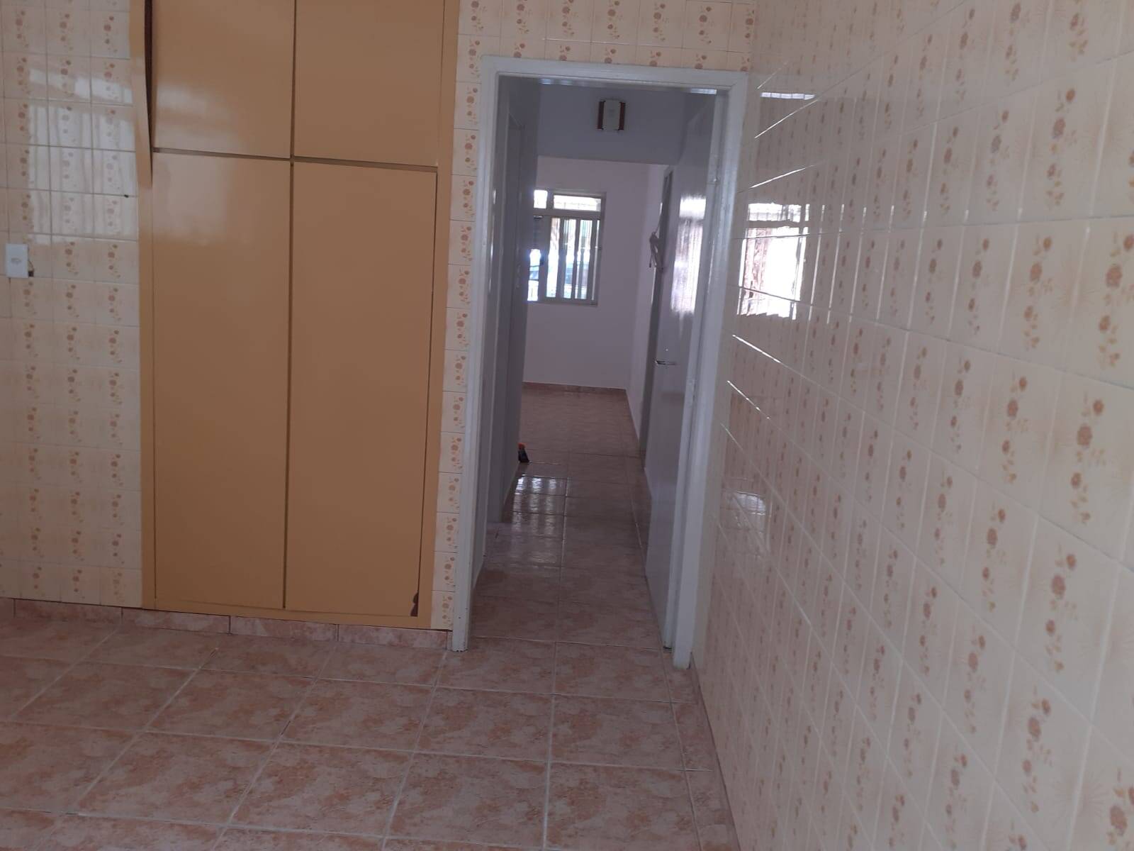 Casa à venda com 2 quartos, 100m² - Foto 6