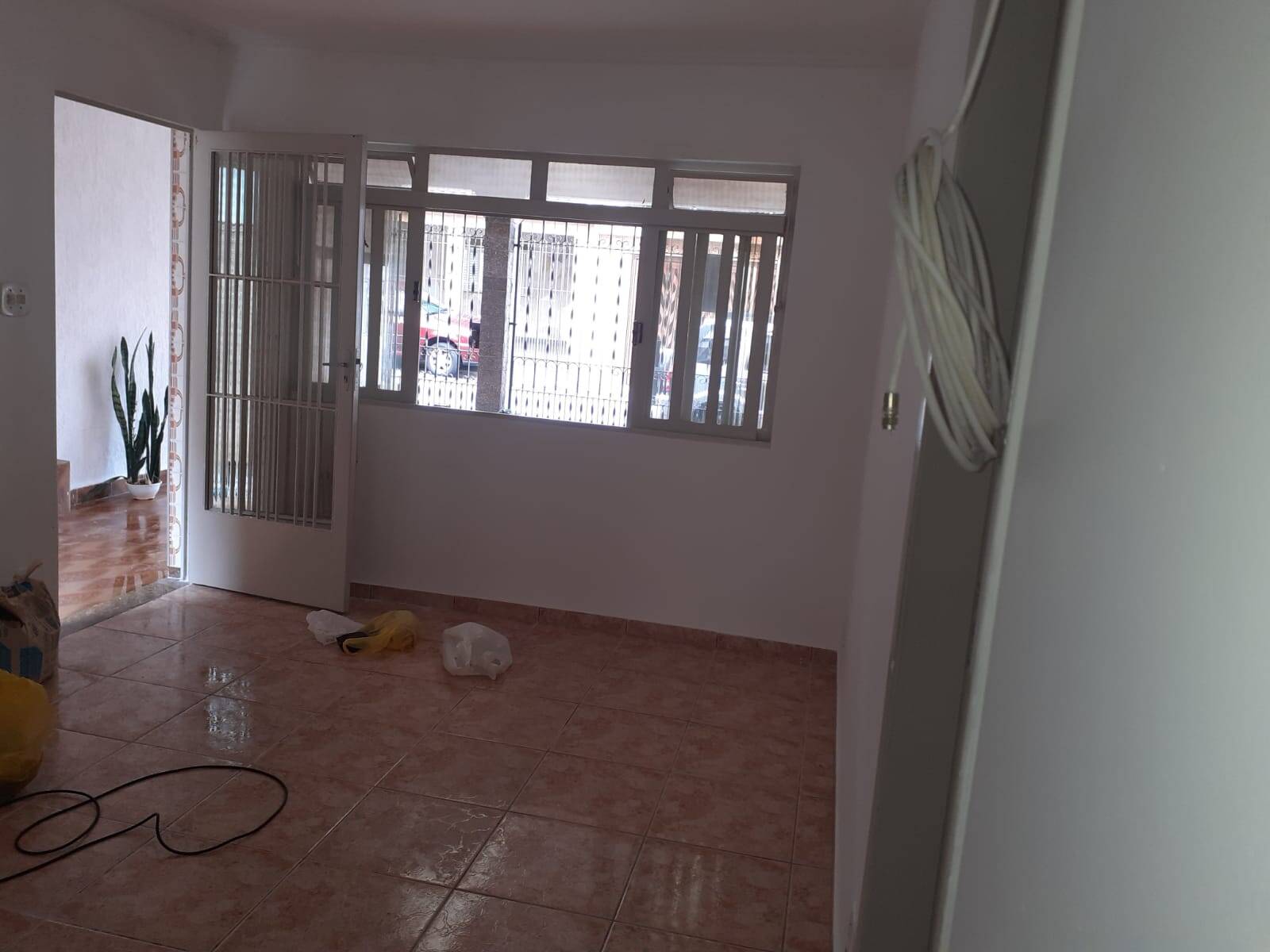 Casa à venda com 2 quartos, 100m² - Foto 4