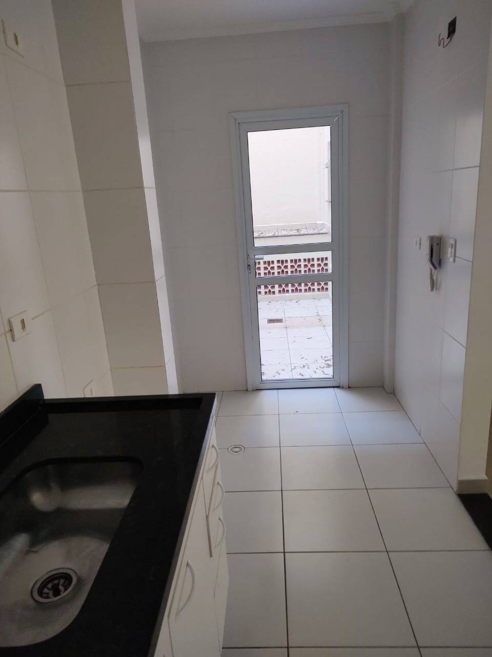 Apartamento à venda com 2 quartos, 60m² - Foto 9