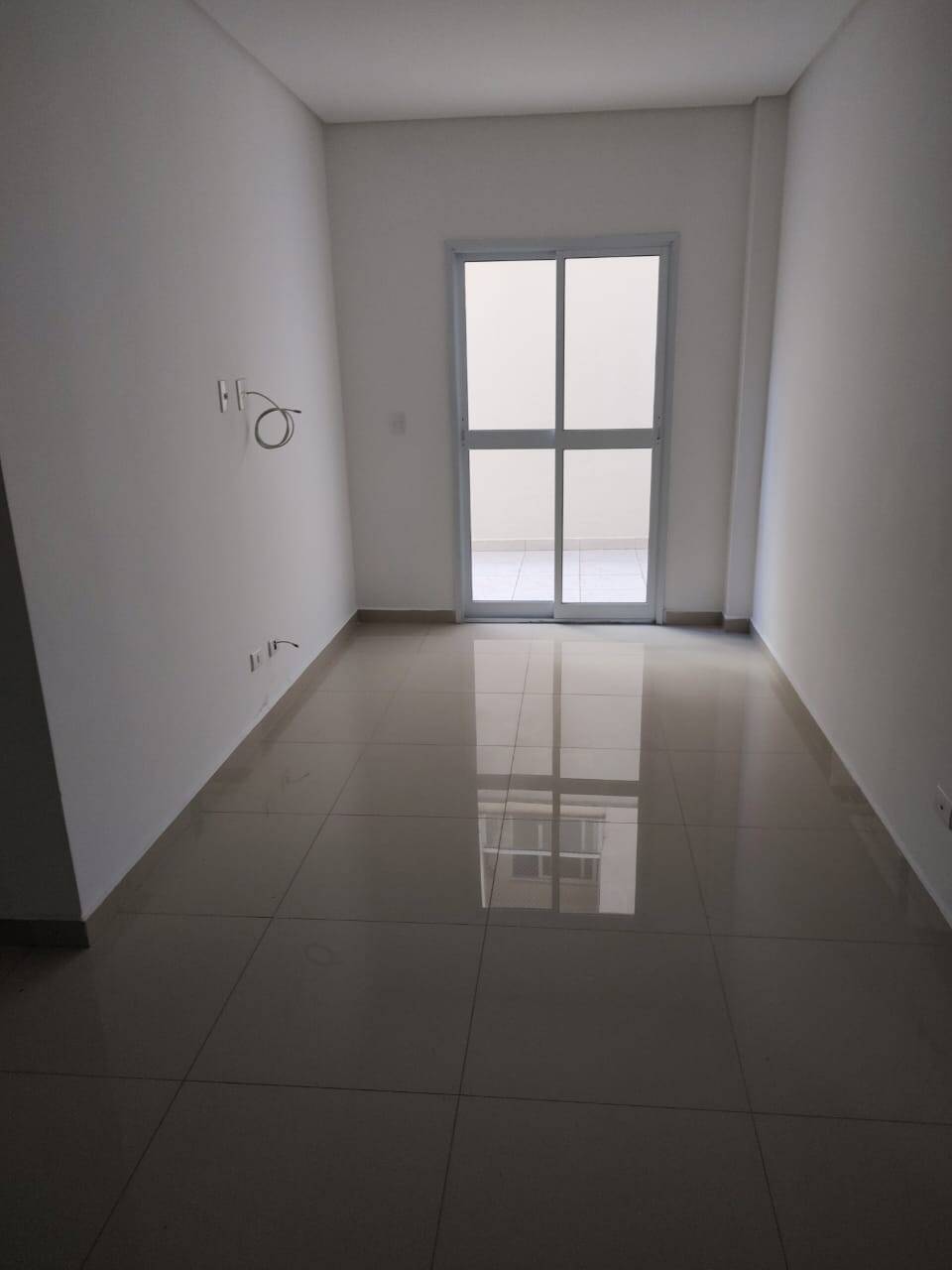 Apartamento à venda com 2 quartos, 60m² - Foto 1