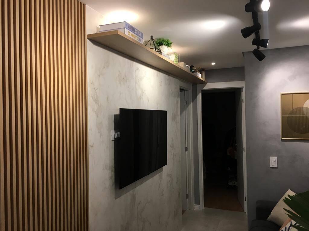 Apartamento à venda com 2 quartos, 65m² - Foto 2