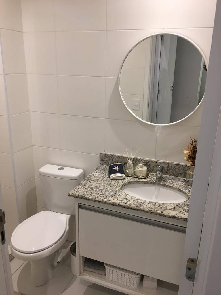 Apartamento à venda com 2 quartos, 65m² - Foto 13