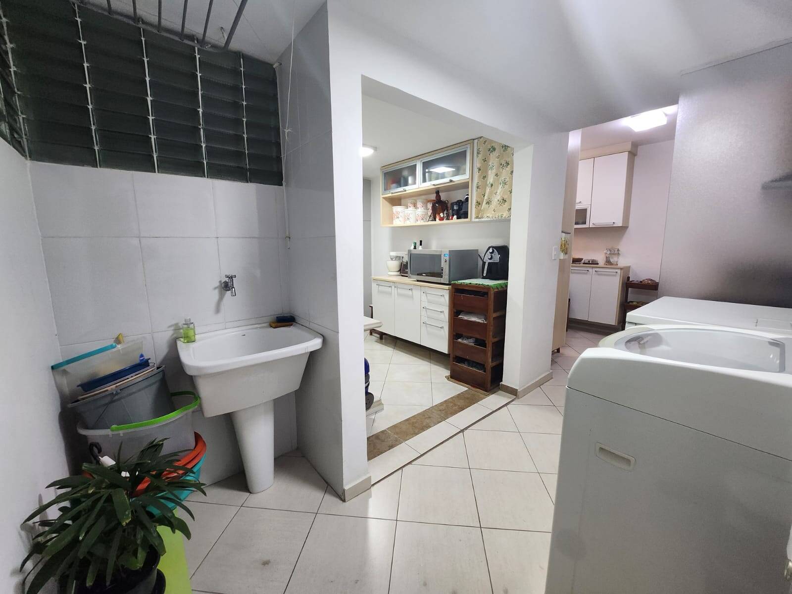 Apartamento à venda com 3 quartos, 173m² - Foto 8