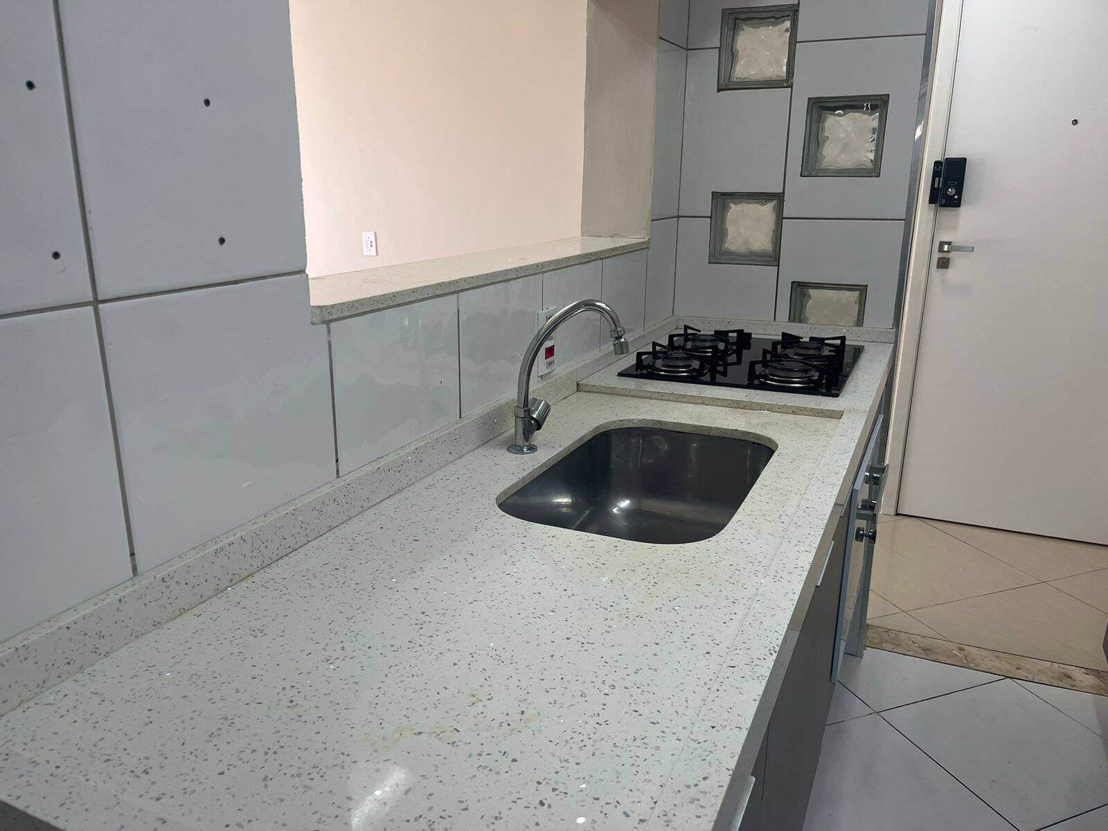 Apartamento à venda com 3 quartos, 60m² - Foto 3