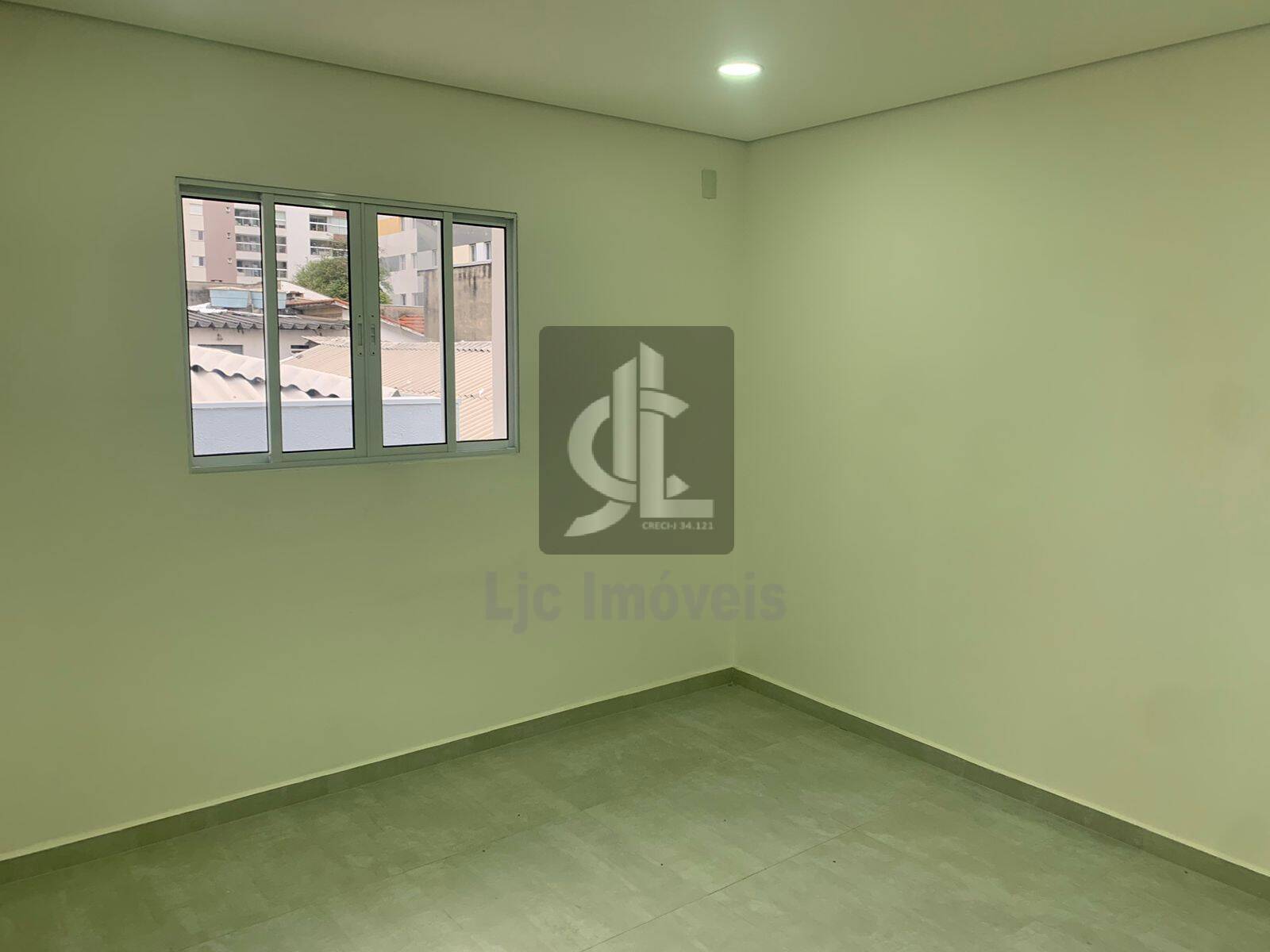 Casa à venda com 2 quartos, 90m² - Foto 13