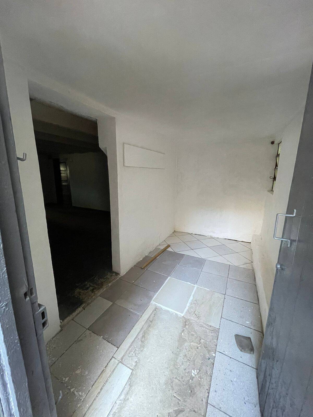 Prédio Inteiro para alugar, 200m² - Foto 4