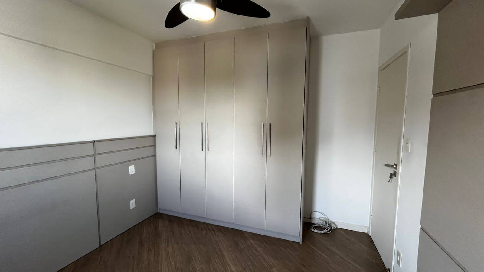 Apartamento à venda com 2 quartos, 75m² - Foto 5