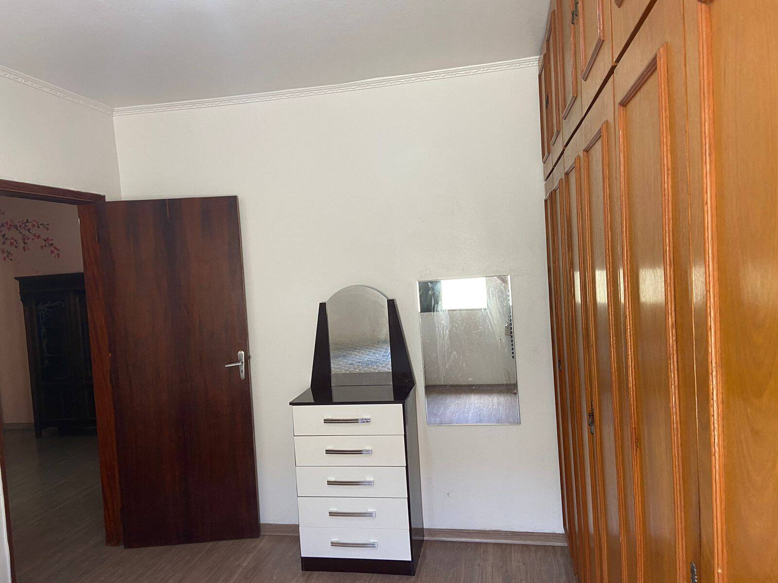 Apartamento para alugar com 2 quartos, 108m² - Foto 3