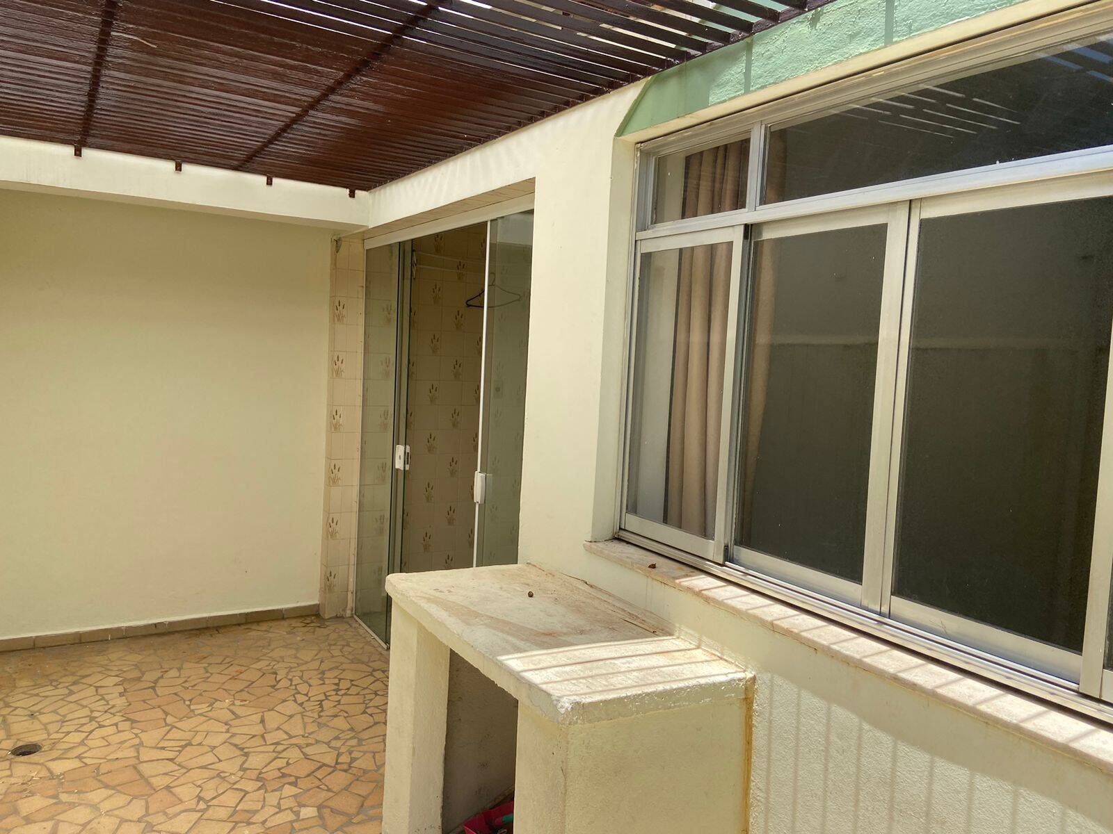 Apartamento para alugar com 2 quartos, 108m² - Foto 16