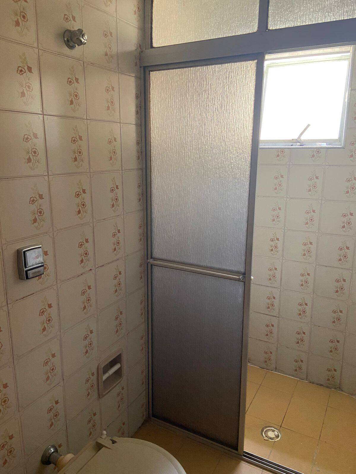 Apartamento para alugar com 2 quartos, 108m² - Foto 6