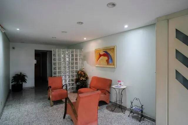 Apartamento à venda com 3 quartos, 118m² - Foto 1